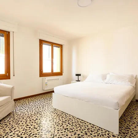 Palazzina Pistor 2nd Floor By Sarlux